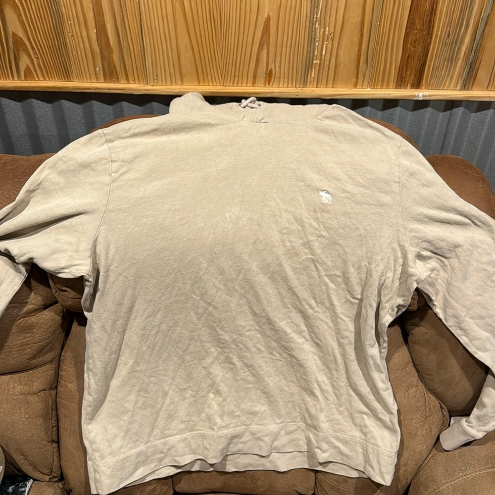 Light weight hoodie